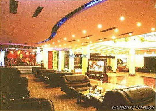 פנגואנג Phoenix Grand Hotel מראה חיצוני תמונה