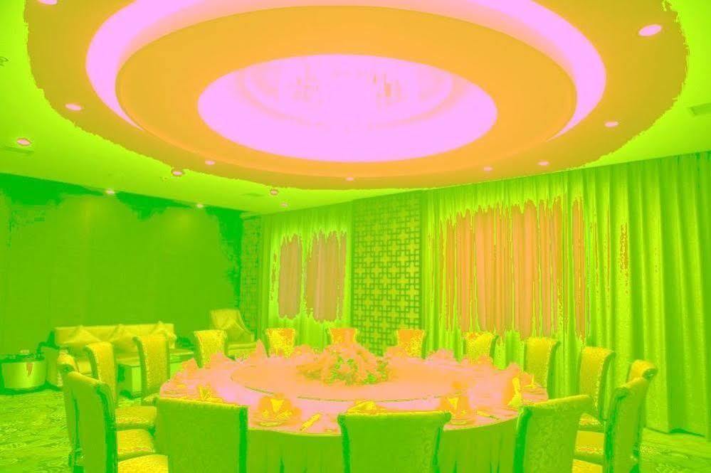 פנגואנג Phoenix Grand Hotel מראה חיצוני תמונה