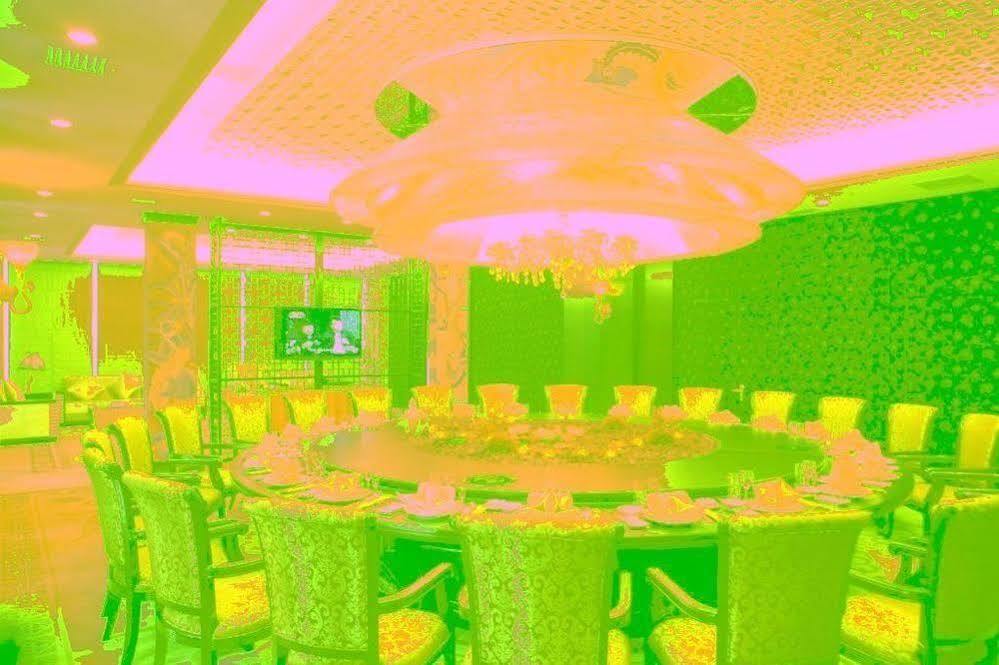 פנגואנג Phoenix Grand Hotel מראה חיצוני תמונה