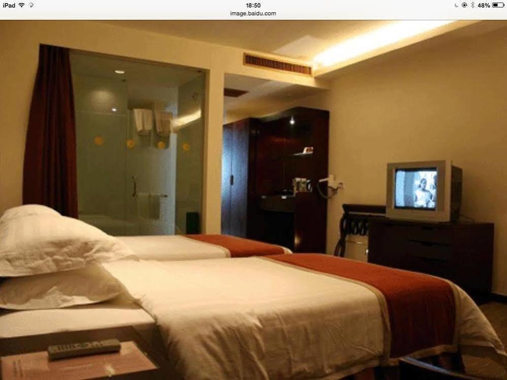 פנגואנג Phoenix Grand Hotel מראה חיצוני תמונה