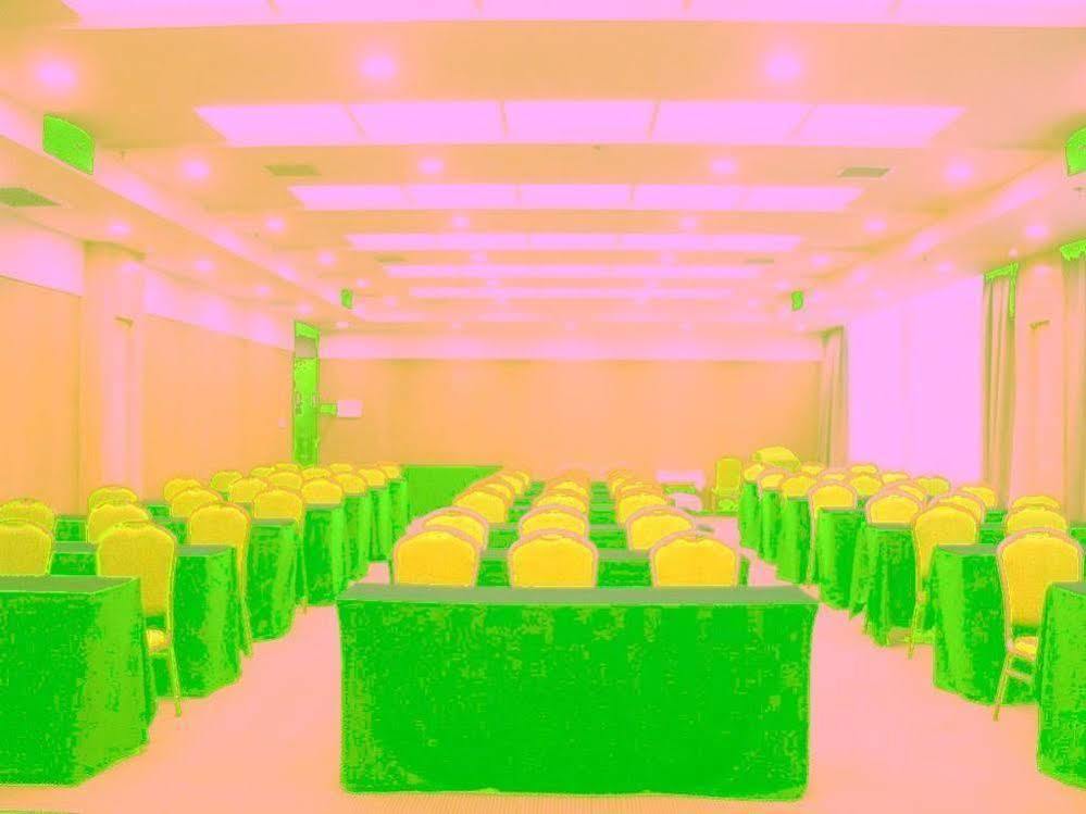 פנגואנג Phoenix Grand Hotel מראה חיצוני תמונה
